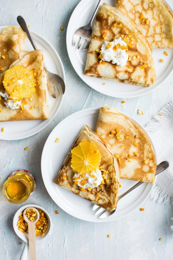 Comment faire des crêpes Suzette avec une sauce à l'orange flambée ?